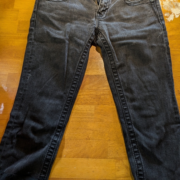 Miss me Capris - Picture 4 of 4